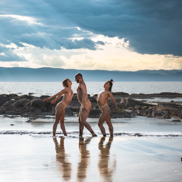 On frissonne pour : Chantal Caron | Quand la danse contemporaine se fond à la nature